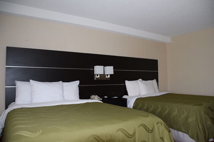 Room 14 of 34