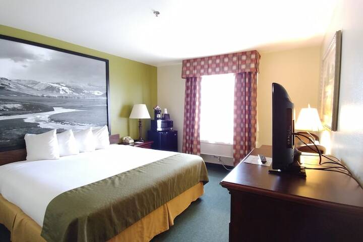 Room 43 of 83