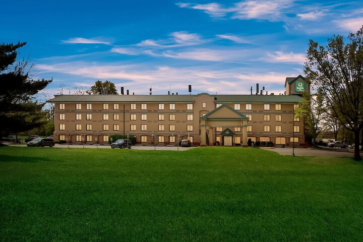 Hotel 2 of 36