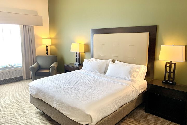 Room 16 of 56