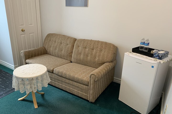 Room 28 of 56