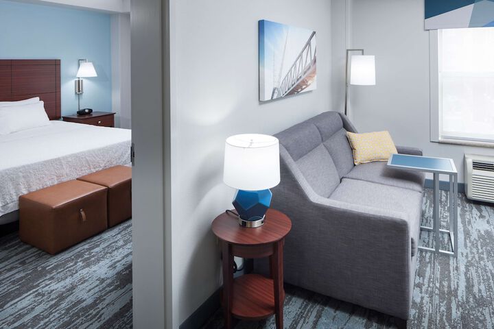 Room 13 of 42