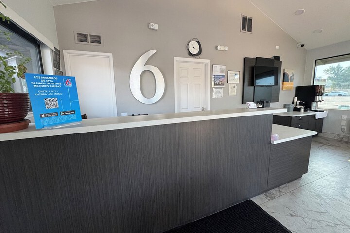 Motel 6 Willows CA