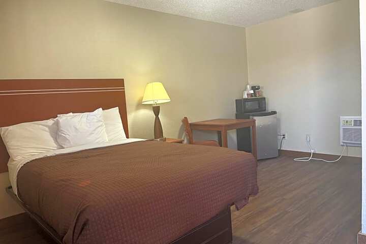 Valley Motel