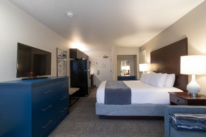Room 32 of 45