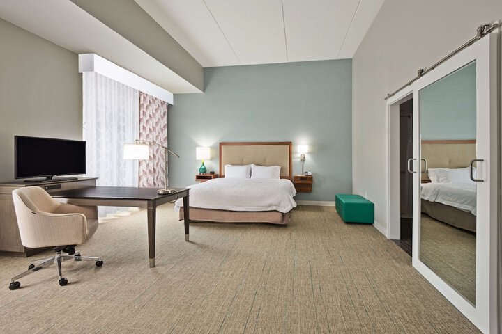 Hampton Inn & Suites North Huntingdon-Irwin