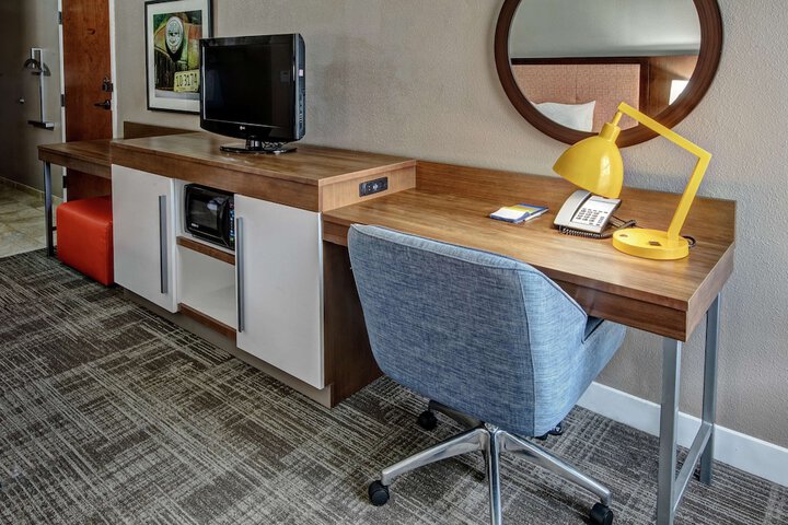 Room 20 of 29