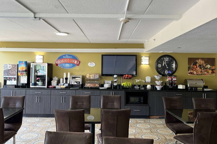 Breakfast/Coffee Service 18 of 22