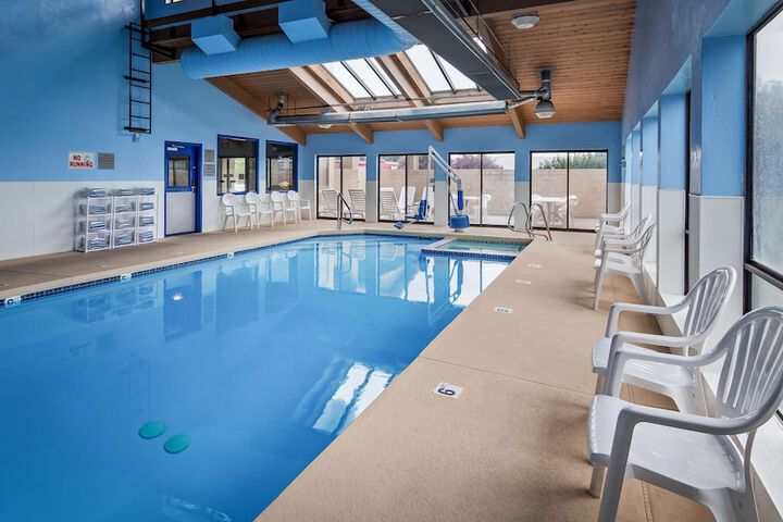 Pool 7 of 35