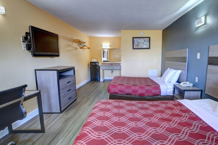 Room 19 of 22