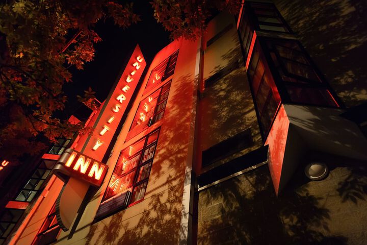 Hotel 4 of 43