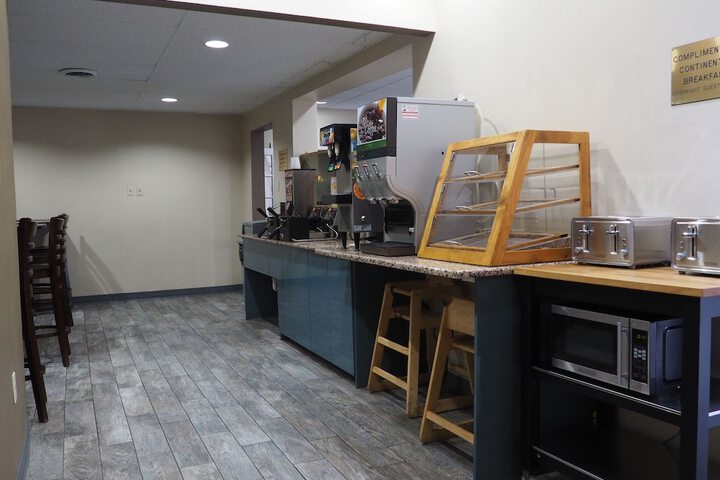 Breakfast/Coffee Service 23 of 31