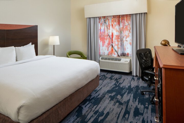 Room 22 of 40