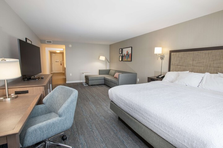 Room 22 of 62