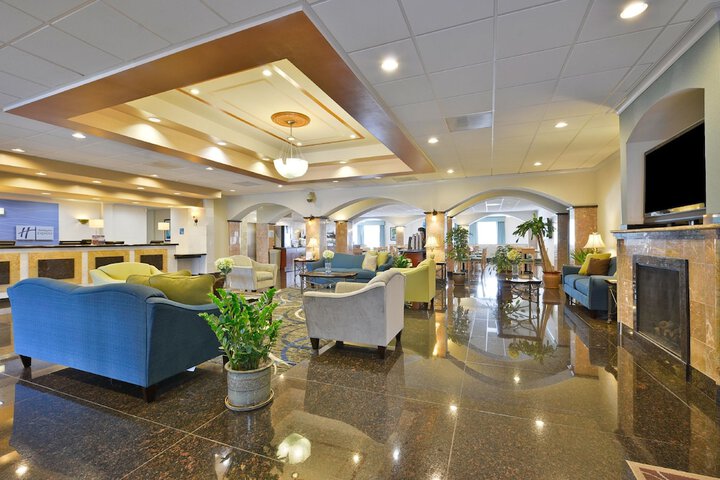 Hotel 6 of 58