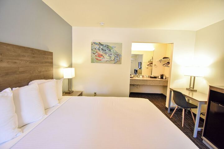 Room 32 of 44