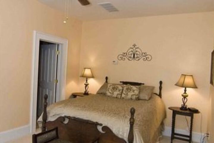 The Glendalia Boutique Hotel & Culinary Studio