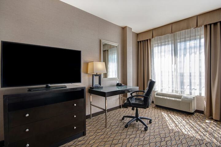 Room 16 of 49