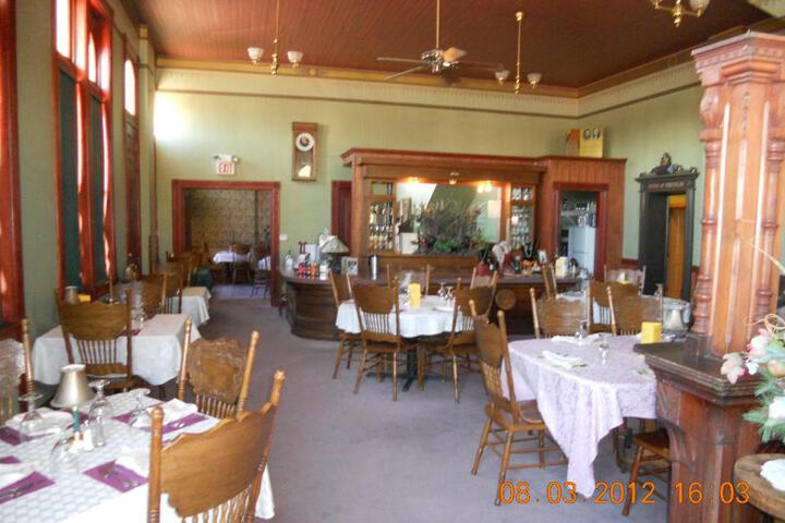 LandMark Inn at the Historic Bank of Oberlin