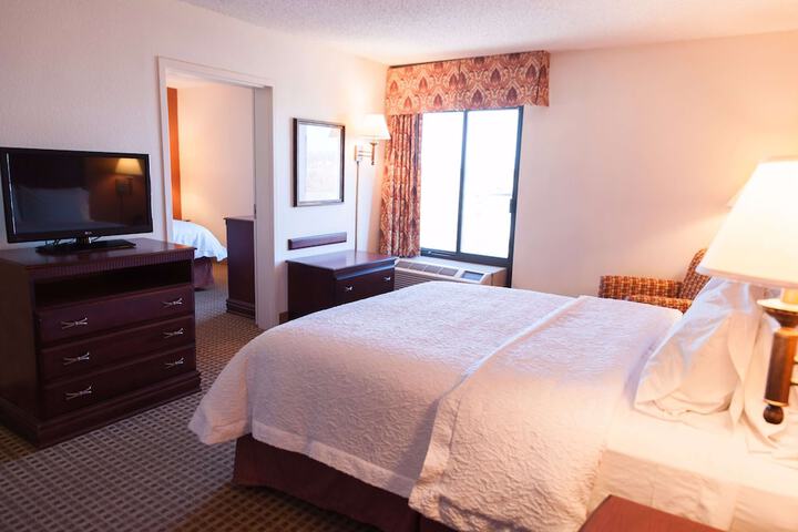 Room 7 of 46