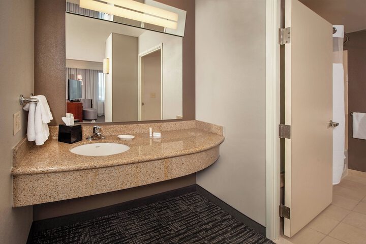 Courtyard by Marriott Dunn Loring Fairfax
