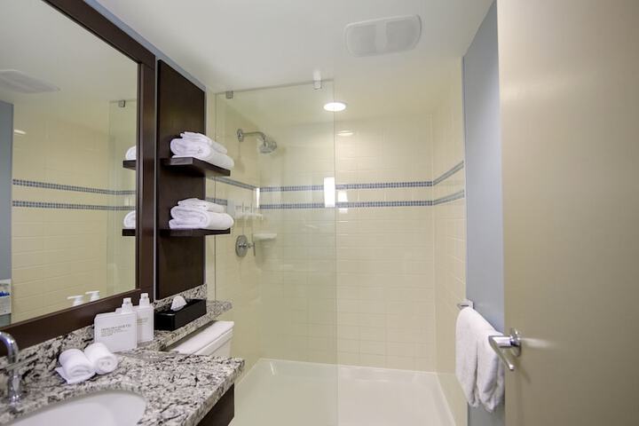 Aava Whistler Hotel