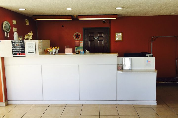 Texas Inn & Suites