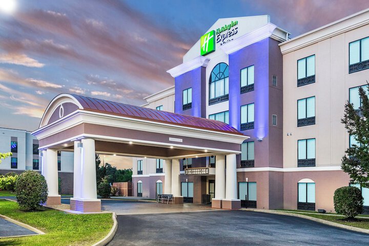Hotel 7 of 57