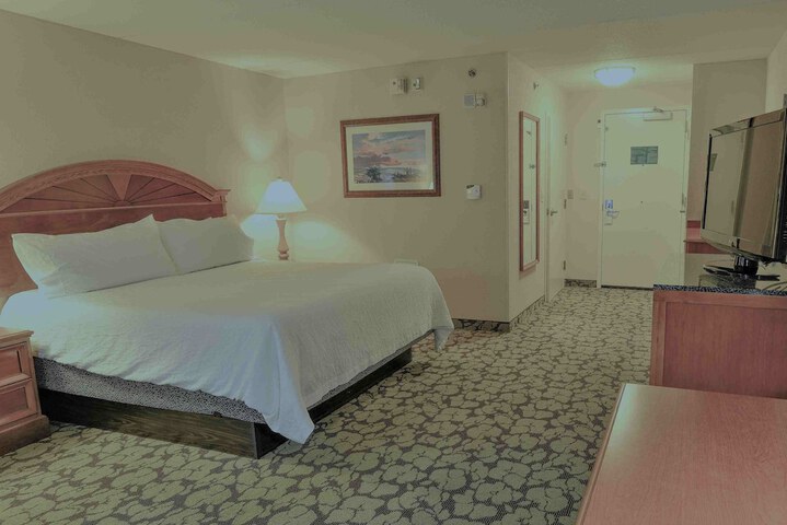 Room 35 of 54