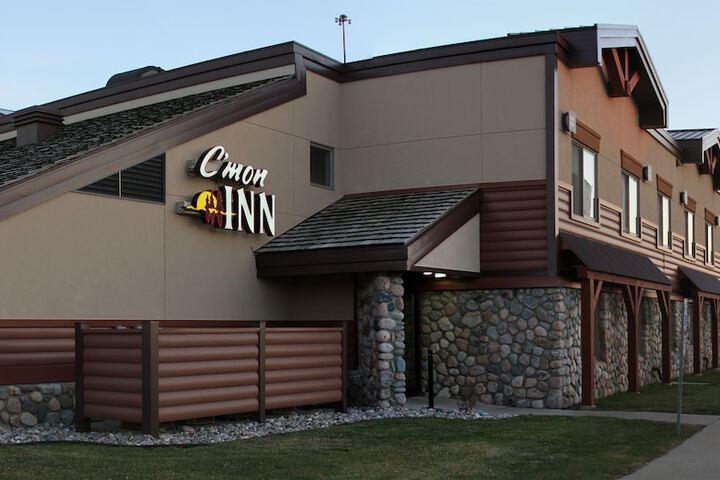 Hotel 6 of 30