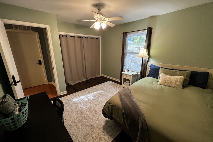 Room 16 of 25