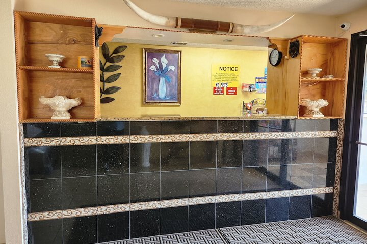 Hotel Interior 14 of 28