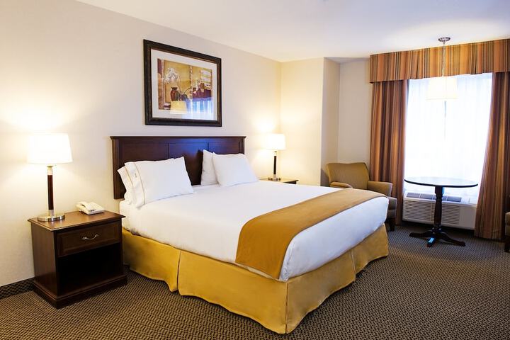 Room 21 of 76