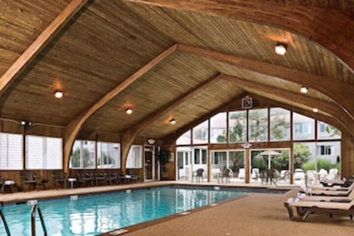 Rockport Inn & Suites