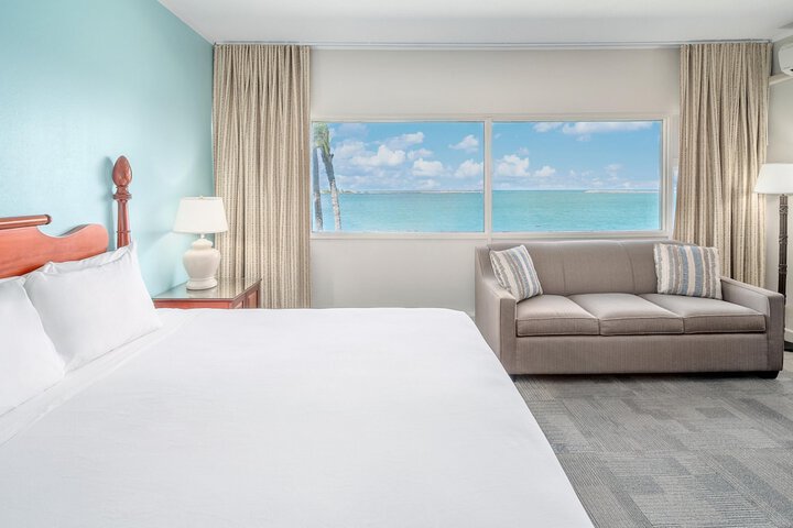 Maui Beach Hotel