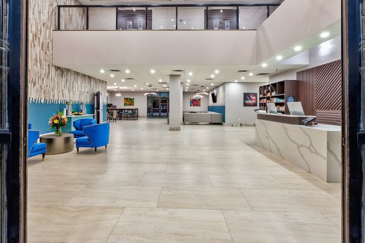 Hotel 5 of 39