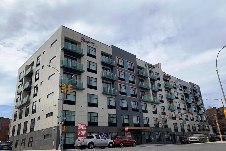 MainStay Suites Bronx - Belmont
