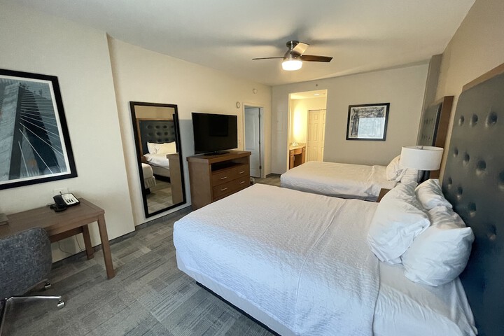 Room 28 of 48