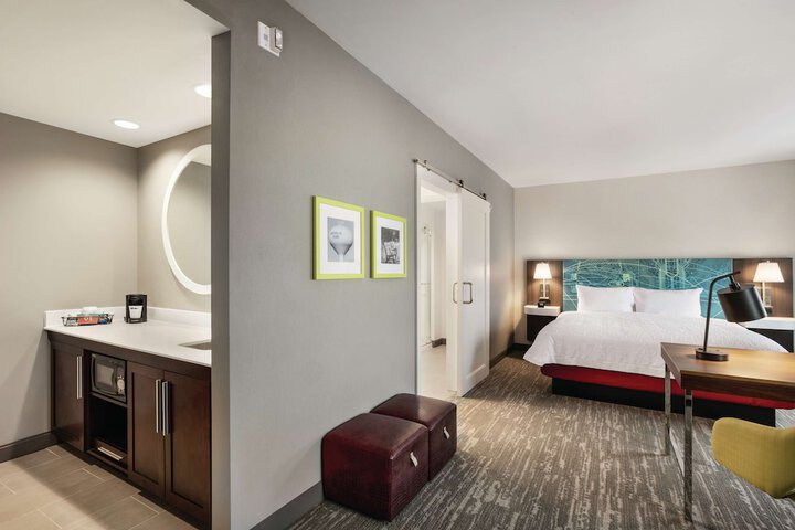 Room 6 of 29