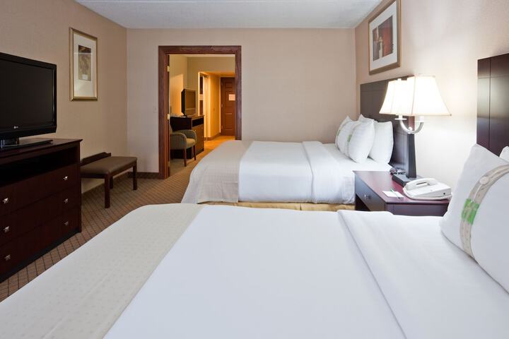 Holiday Inn & Suites Wausau-Rothschild by IHG