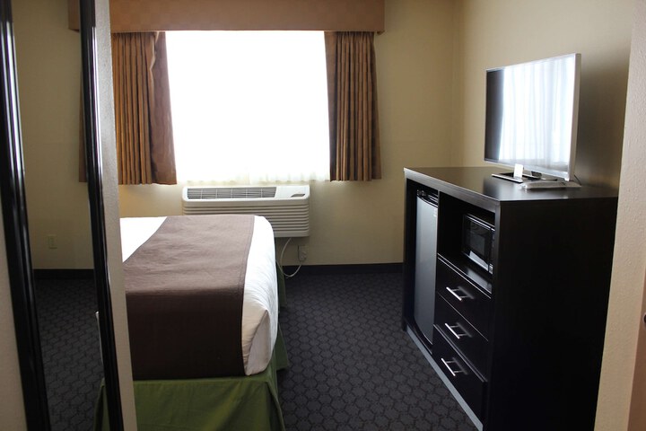 Room 18 of 35