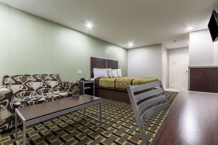 Room 20 of 30