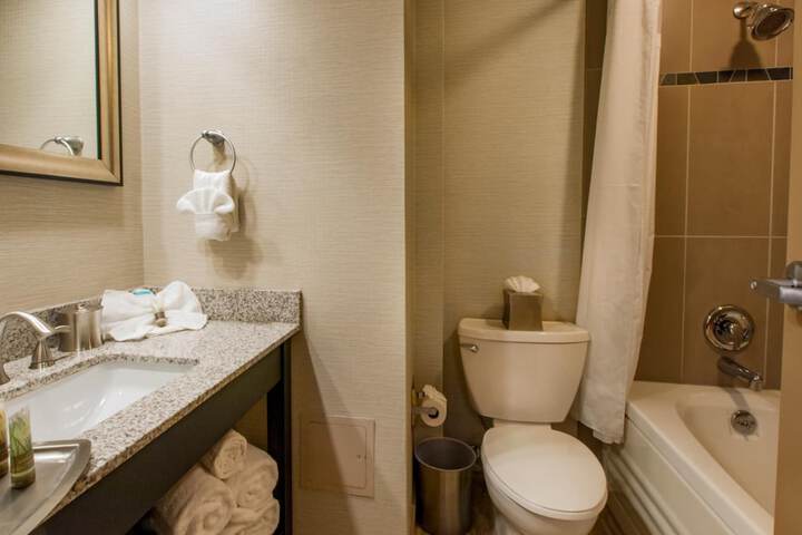 Hotel Ithaca