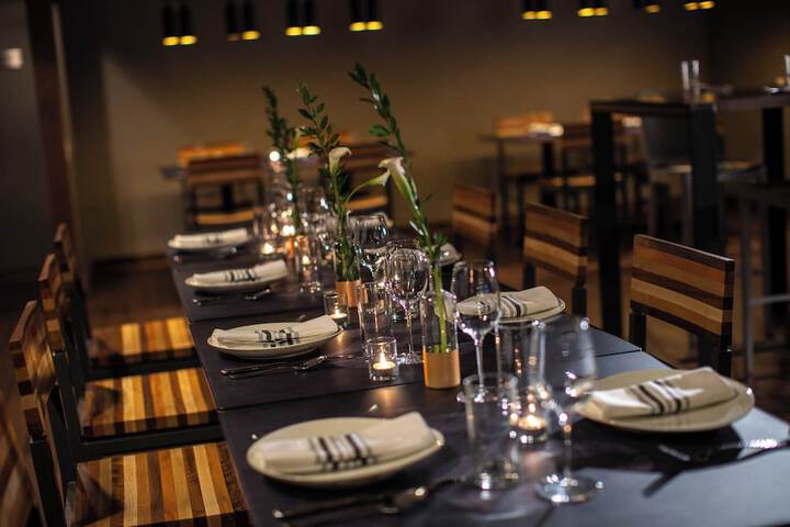 Dining 80 of 103