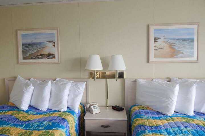 Room 34 of 38
