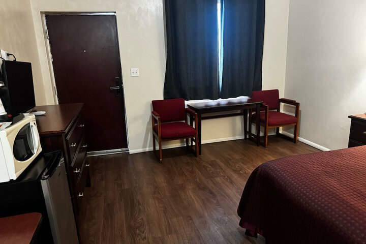Heritage Inn