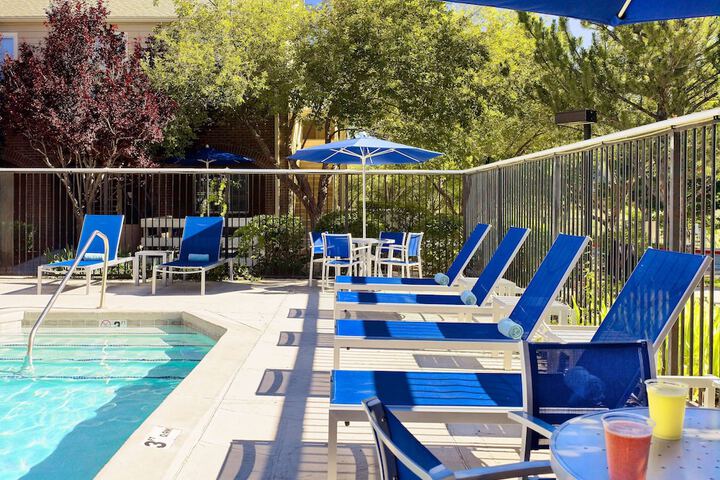 Pool 2 of 28