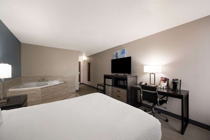 Room 21 of 31