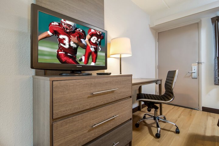 Room 15 of 37