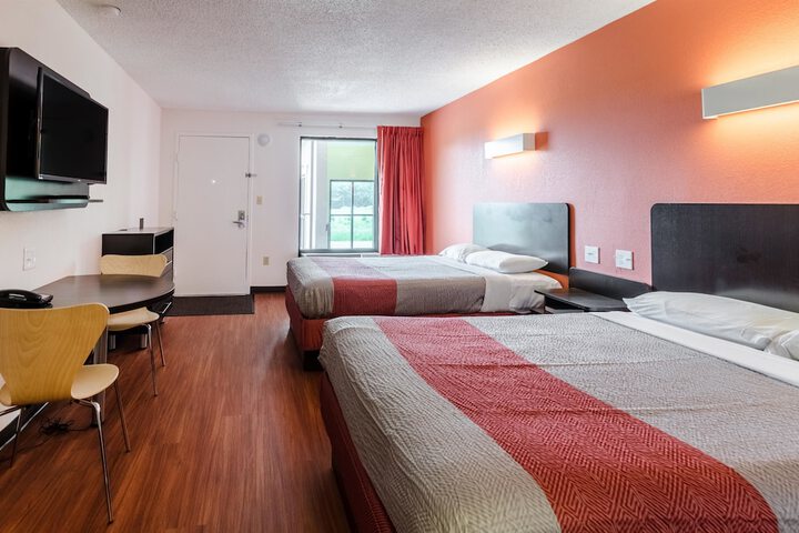 Room 17 of 31